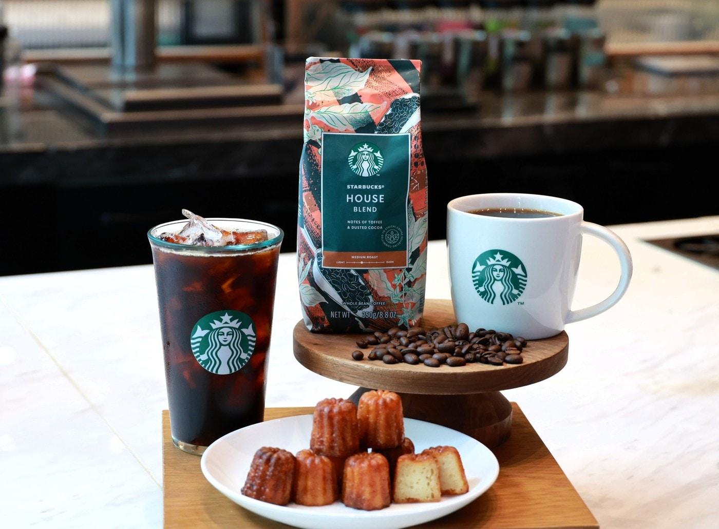 본문 이미지 - 스타벅스 코리아는 10월 1일 세계 커피의 날을 맞아 전국 스타벅스 매장에서 오늘의 커피와 아이스 커피 대상으로 구매 혜택 이벤트를 전개한다.스타벅스제공)