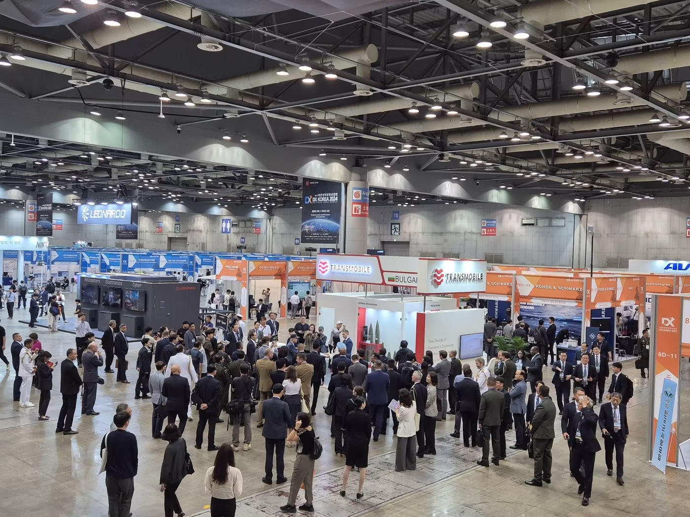 본문 이미지 - DX KOREA 2024 VIP 투어모습.