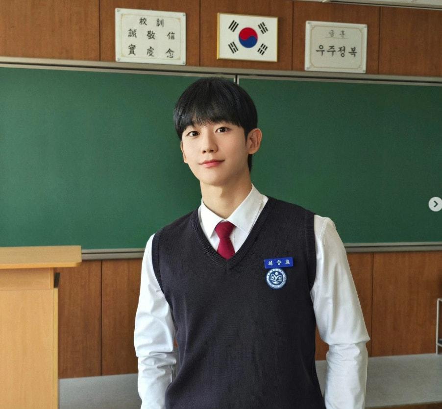 본문 이미지 - 정해인 인스타그램