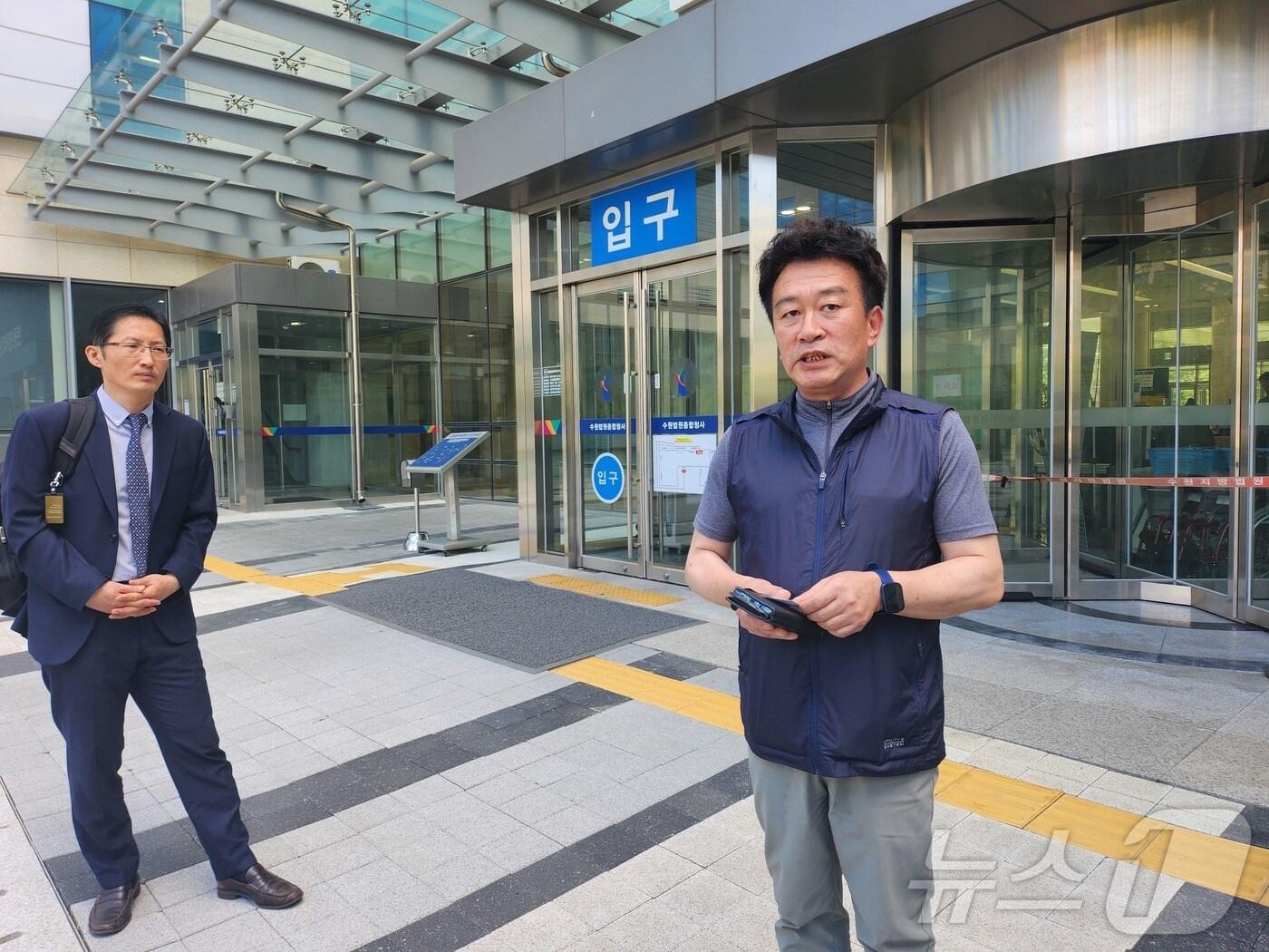 본문 이미지 - 재심 청구인인 故 윤동일 씨의 친형 윤동기 씨. 2024.9.3/뉴스1 ⓒ News1 배수아 기자