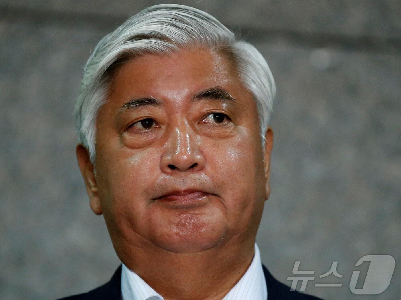 본문 이미지 - 나카타니 겐 일본 방위상. 2016.06.22 ⓒ 로이터=뉴스1 ⓒ News1 김지완 기자