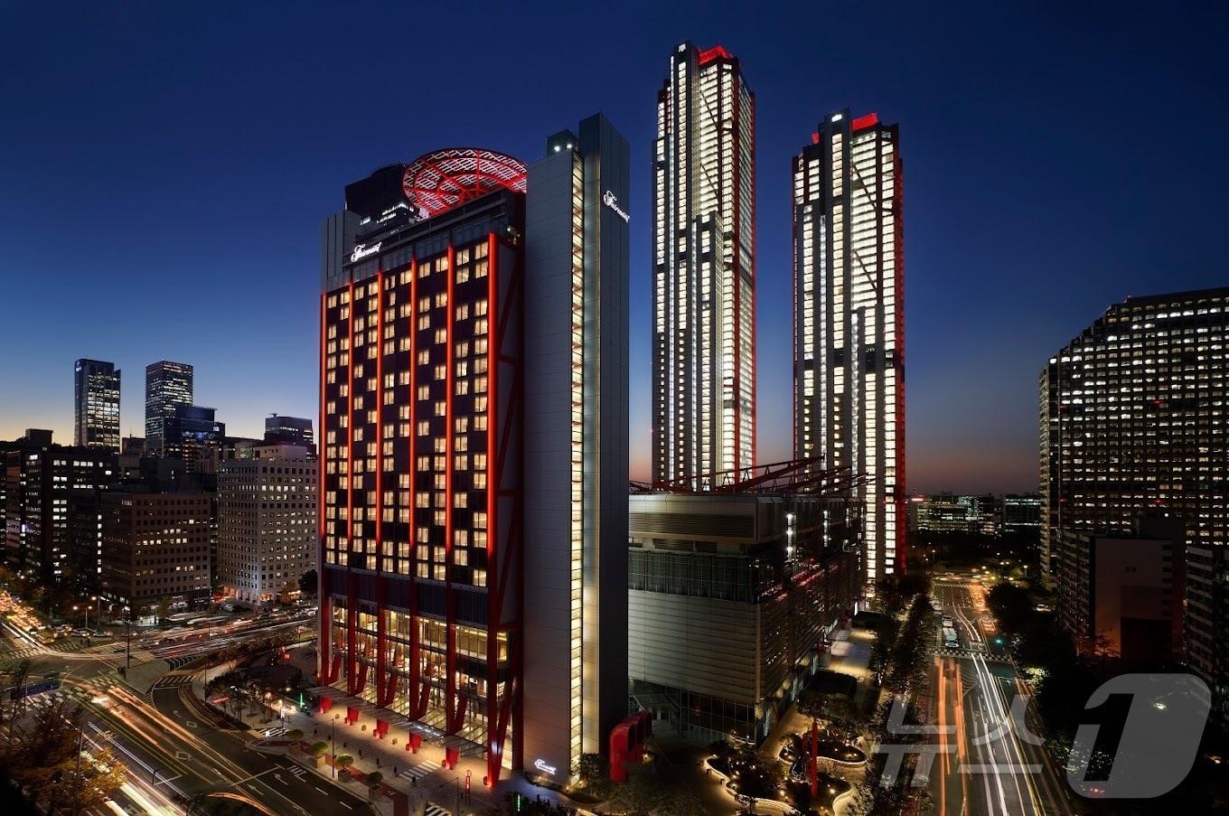 본문 이미지 - 호텔 전경(페어몬트 앰배서더 서울 제공)