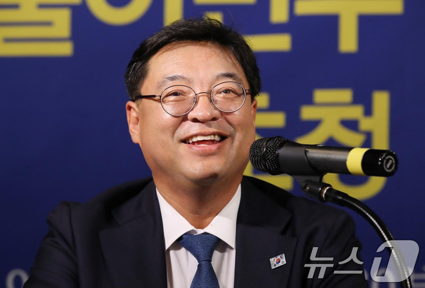 허소 더불어민주당 대구시당위원장이 5일 오전 대구 남구 이천동 대구아트파크에서 열린 아시아포럼21 초청토론회에 참석해 언론인 질의에 답하고 있다. 2024.9.5/뉴스1 ⓒ News1 공정식 기자