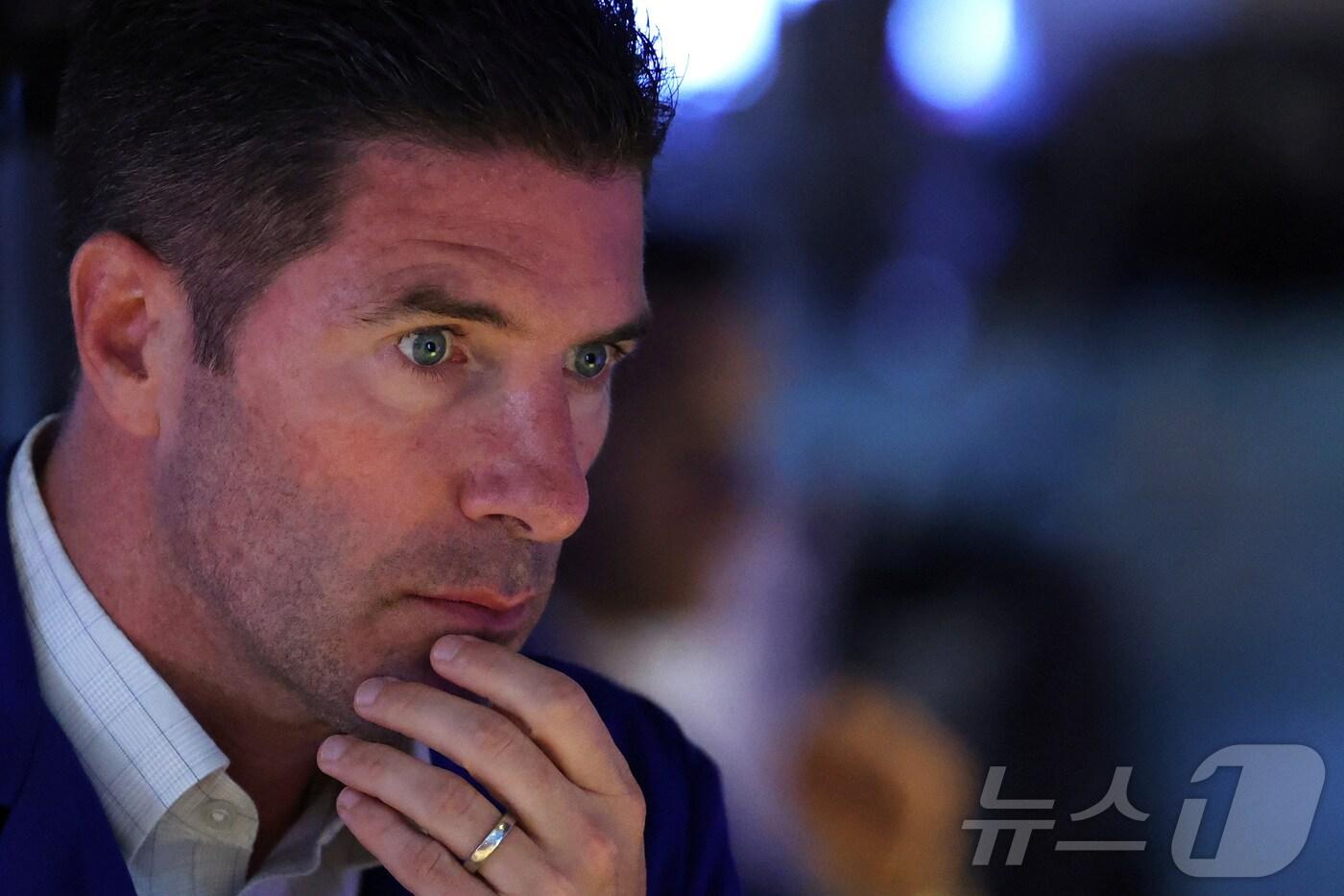 본문 이미지 - 뉴욕증권거래소 트레이더 ⓒ 로이터=뉴스1