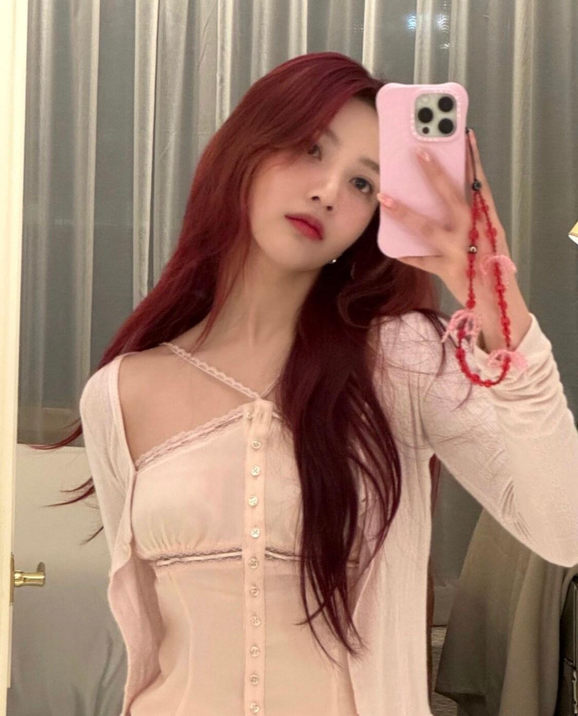 본문 이미지 - 조이 인스타그램