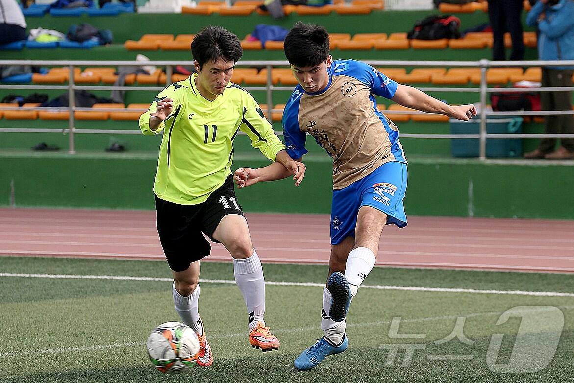 본문 이미지 - 강원 동해시에서 열린 축구대회 자료사진.&#40;뉴스1 DB&#41;