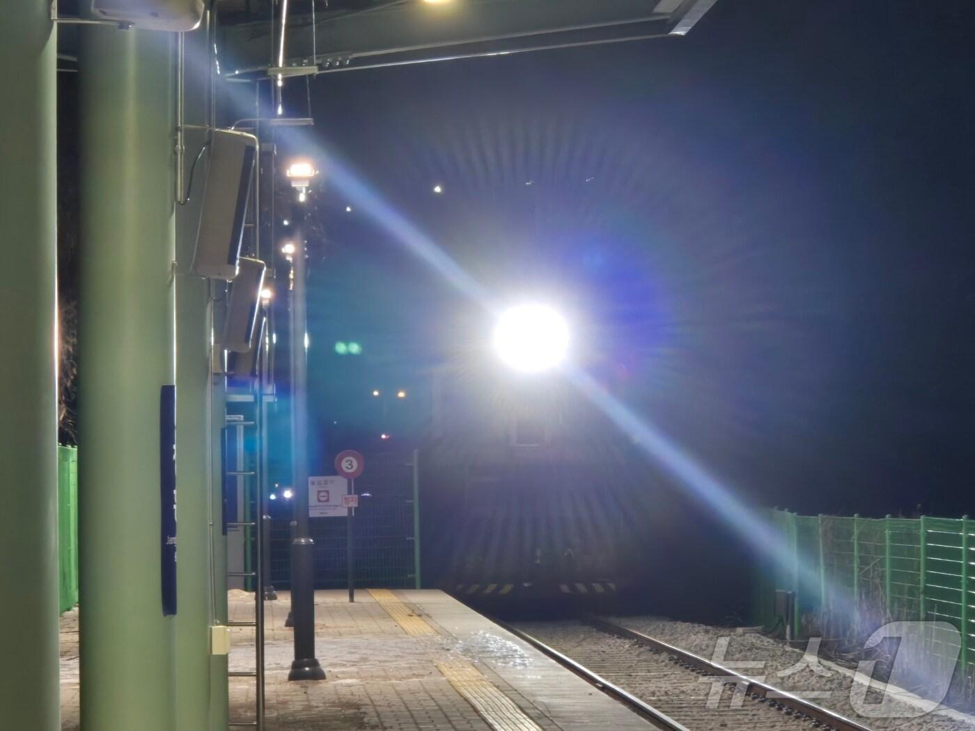 본문 이미지 - 교외선 2024.01.11/뉴스1 ⓒ News1 양희문 기자