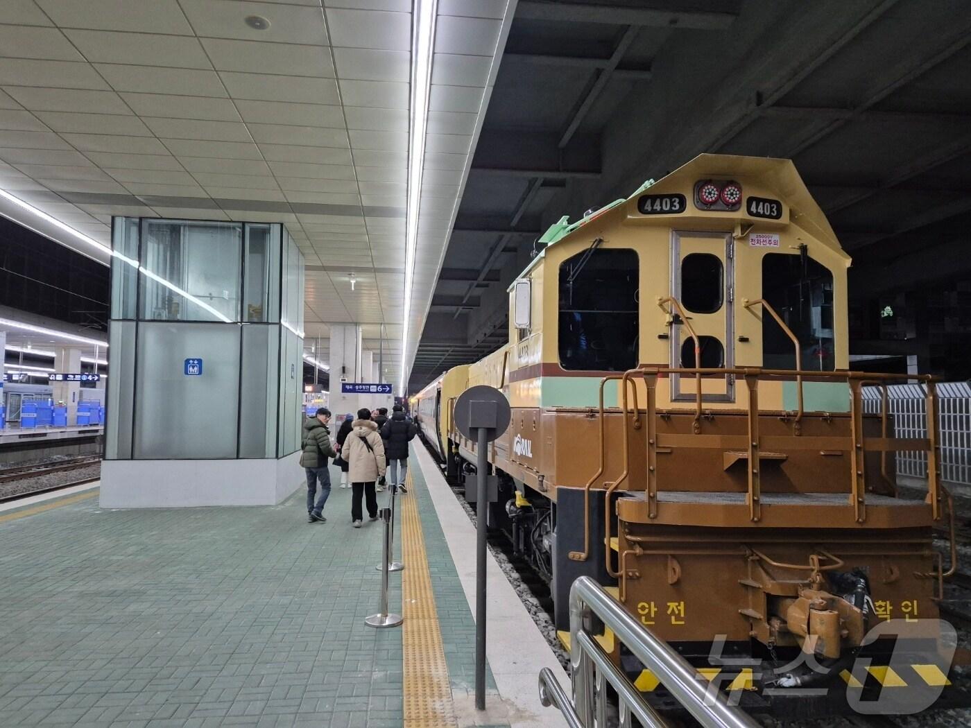 본문 이미지 - 교외선  ⓒ News1 양희문 기자