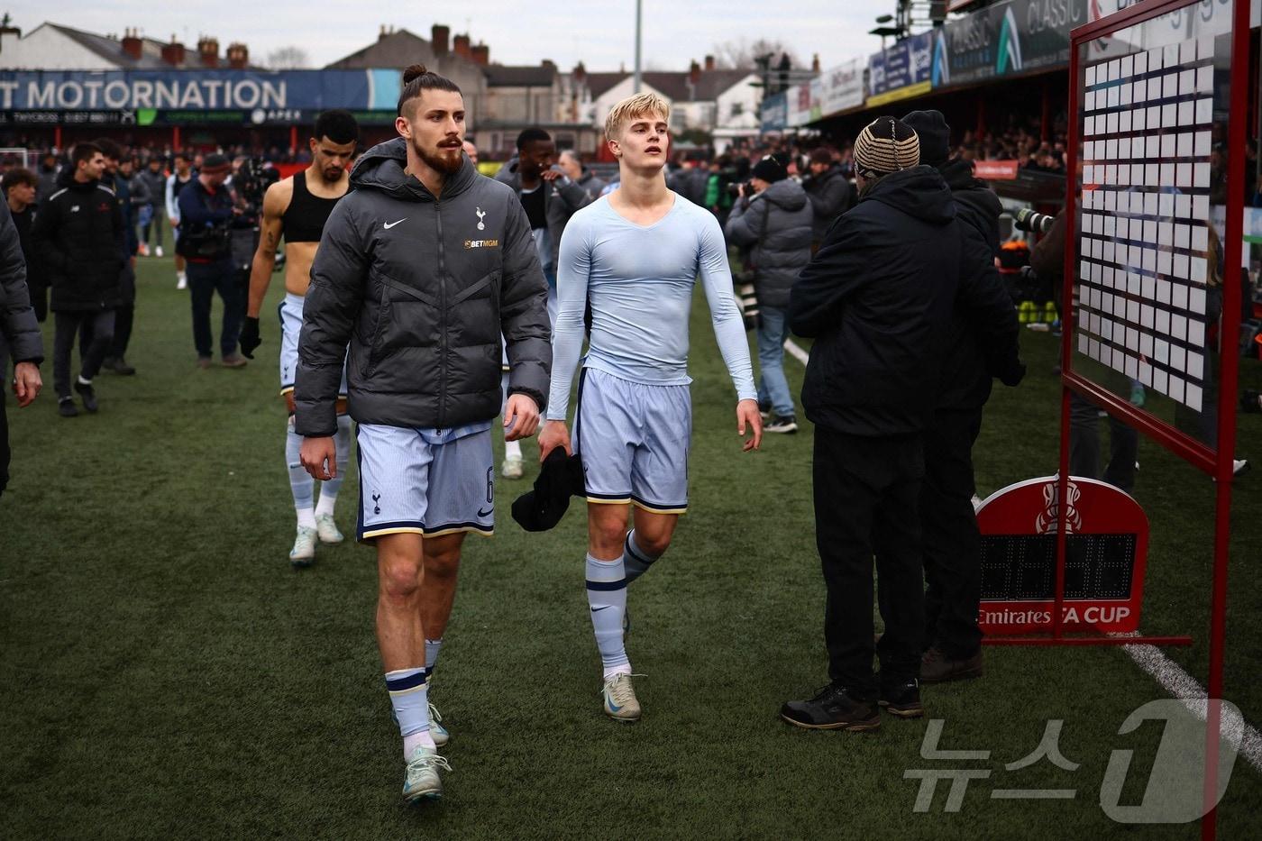 경기에서 이겼지만 출혈이 큰 토트넘ⓒ AFP=뉴스1