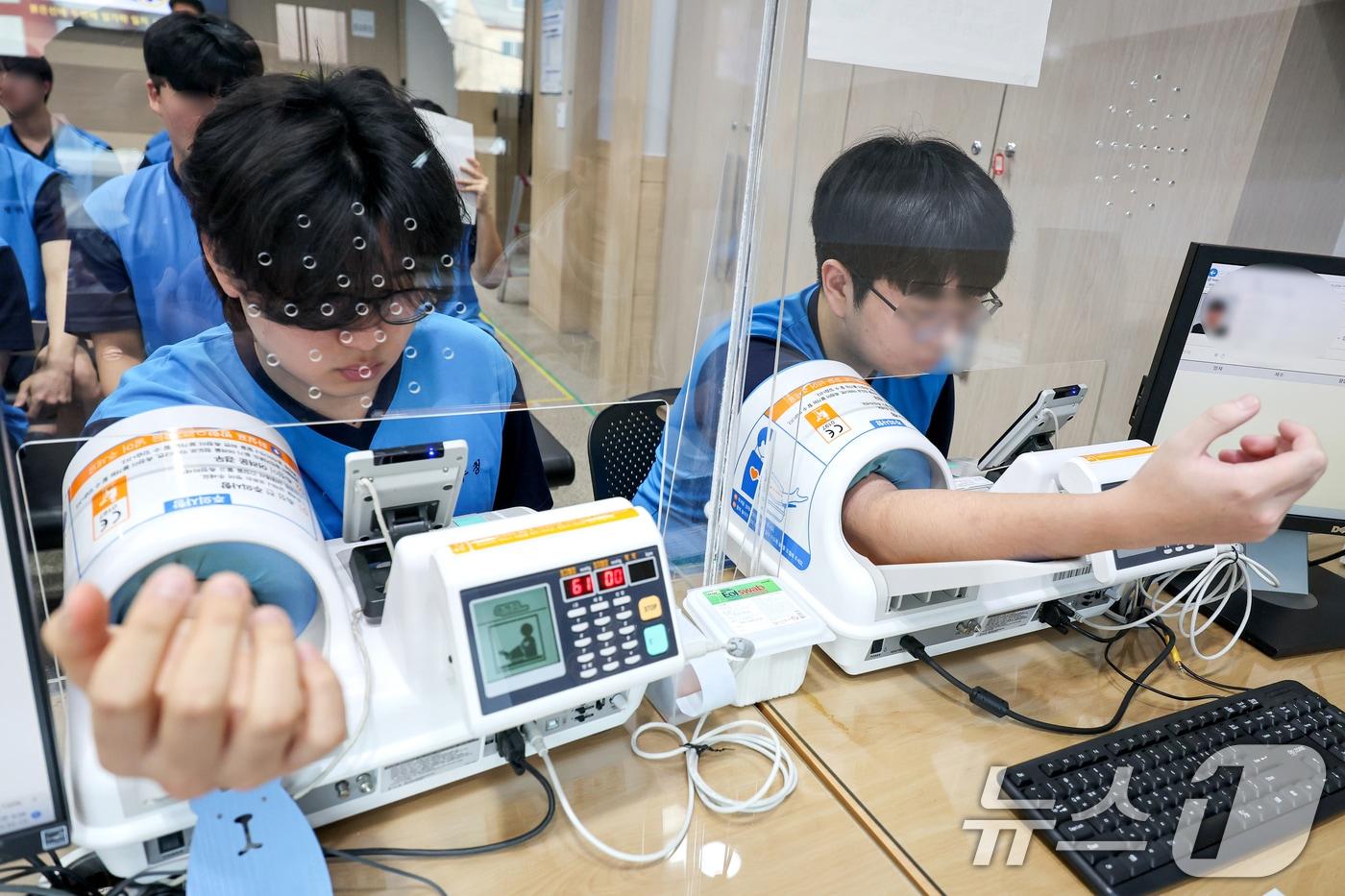 건국대학교 의과대학 연구팀이 나트륨 누출 채널이 고혈압 발생에 중요한 역할을 한다는 사실을 밝혀냈다.(자료사진)/뉴스1 ⓒ News1 김영운 기자
