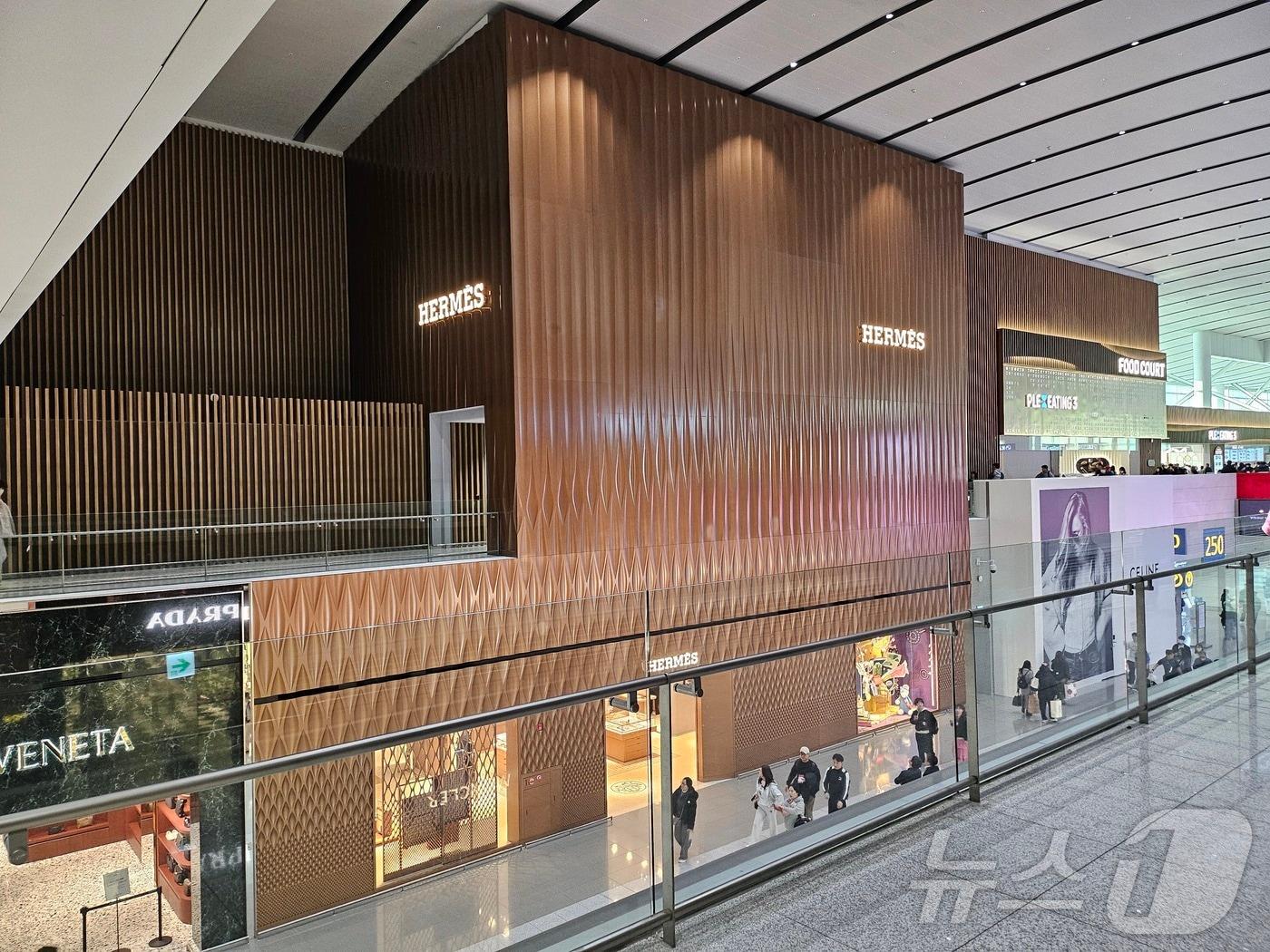 본문 이미지 - 에르메스 매장 모습.ⓒ 뉴스1/김진희 기자.