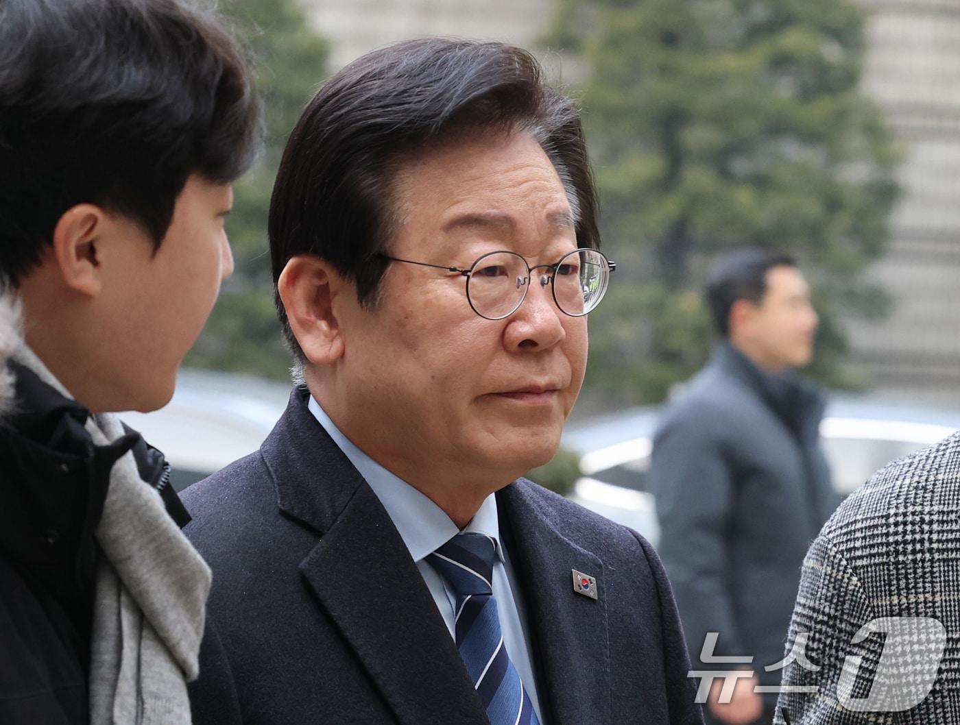 본문 이미지 - 이재명 더불어민주당 대표. 2025.1.14/뉴스1 ⓒ News1 송원영 기자