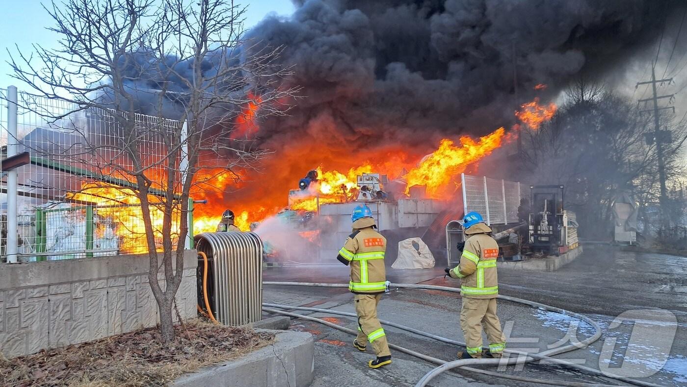 화재 현장. (경기도소방재난본부 제공) 2025.1.15/뉴스1