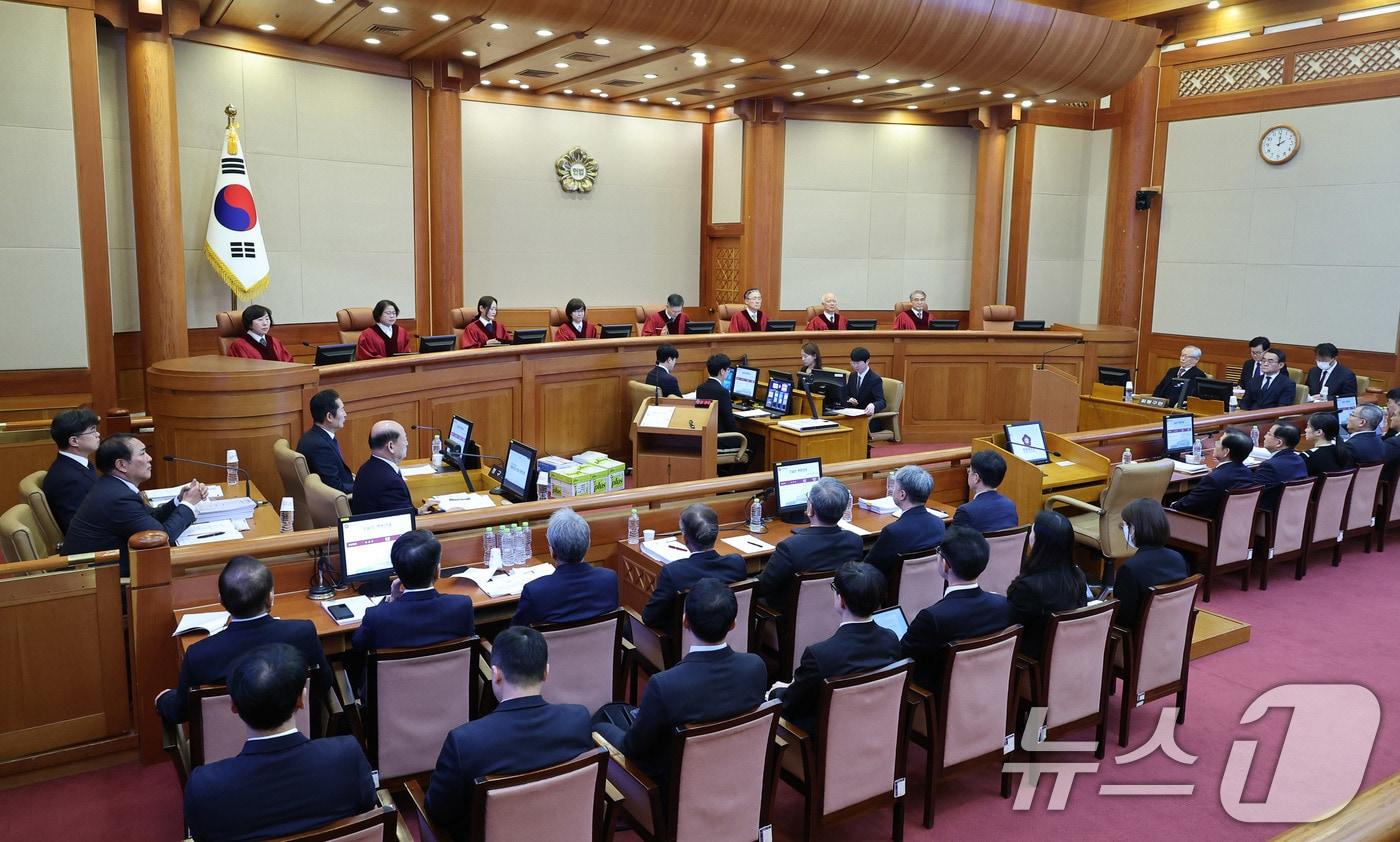 16일 서울 종로구 헌법재판소 대심판정에서 열린 윤석열 대통령 탄핵심판 2회 변론기일이 열리고 있다. (공동취재) 2025.1.16/뉴스1 ⓒ News1 황기선 기자