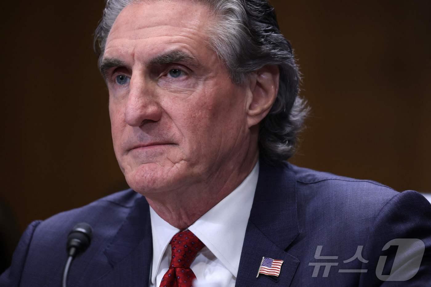 더그 버검 미국 내무장관 후보자가 16일&#40;현지시간&#41; 상원 인사 청문회에 출석해 의원들의 질문에 답하고 있다. 2025.1.16 ⓒ AFP=뉴스1 ⓒ News1 강민경 기자