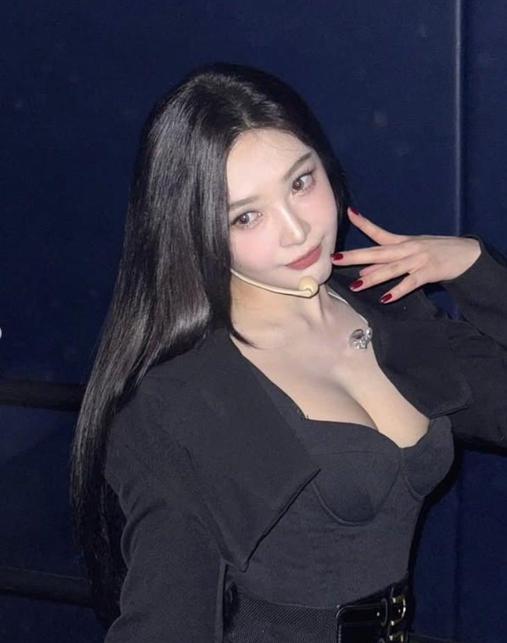 본문 이미지 - 레드벨벳 조이 인스타그램