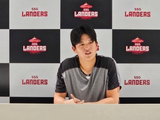본문 이미지 - 2025시즌 반등을 준비하고 있는 SSG 랜더스 포수 조형우. (SSG 랜더스 제공) 