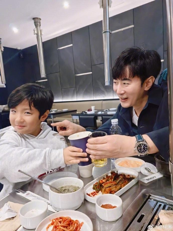 본문 이미지 - 가오쯔치 웨이보