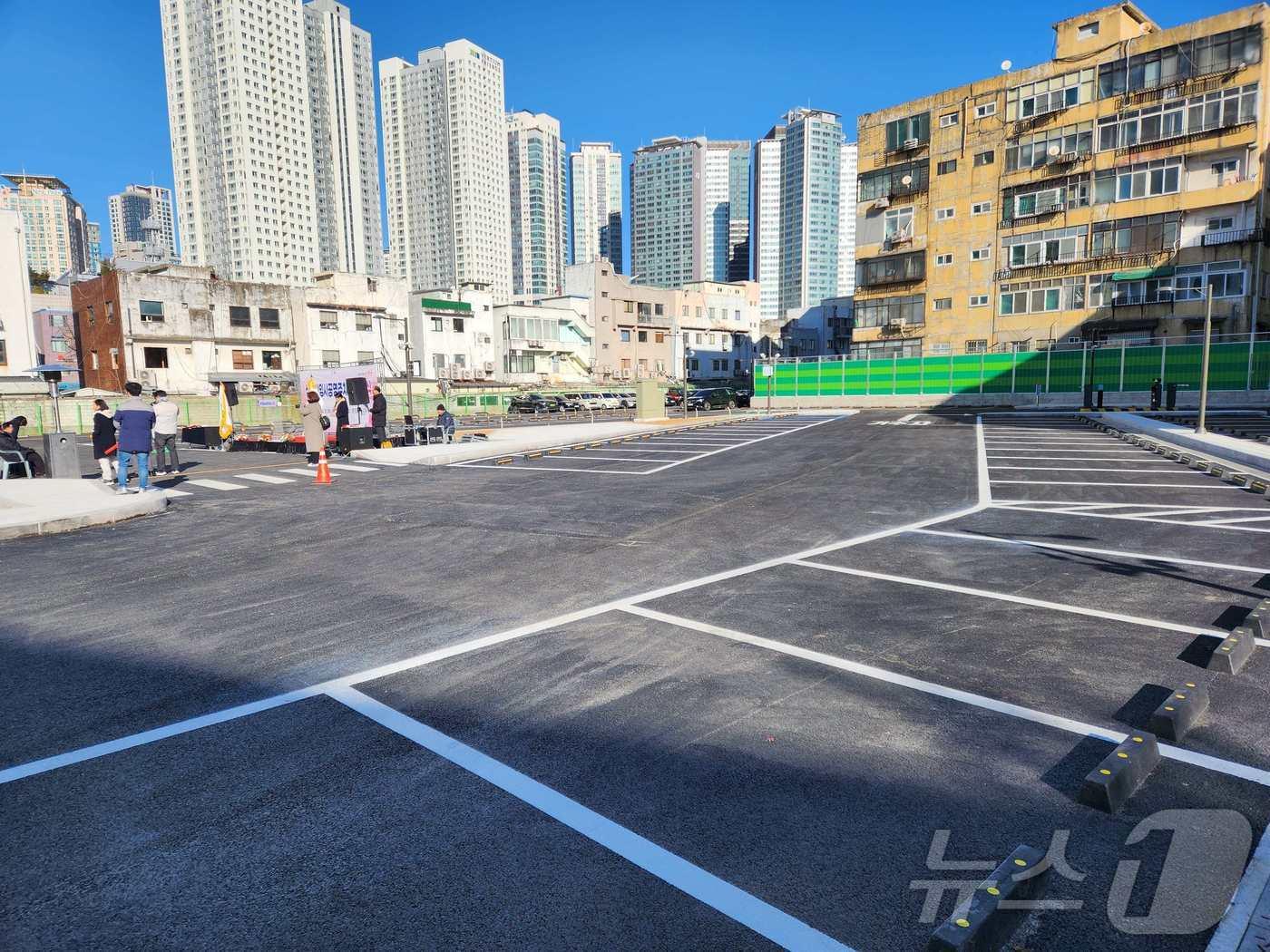 본문 이미지 - 삼각지 임시개방 공공주차장. (용산구 제공)ⓒ 뉴스1