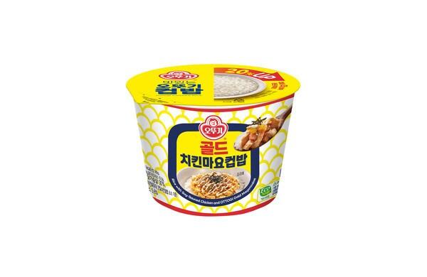 본문 이미지 - 오뚜기 '골드 치킨마요컵밥'(오뚜기 제공).
