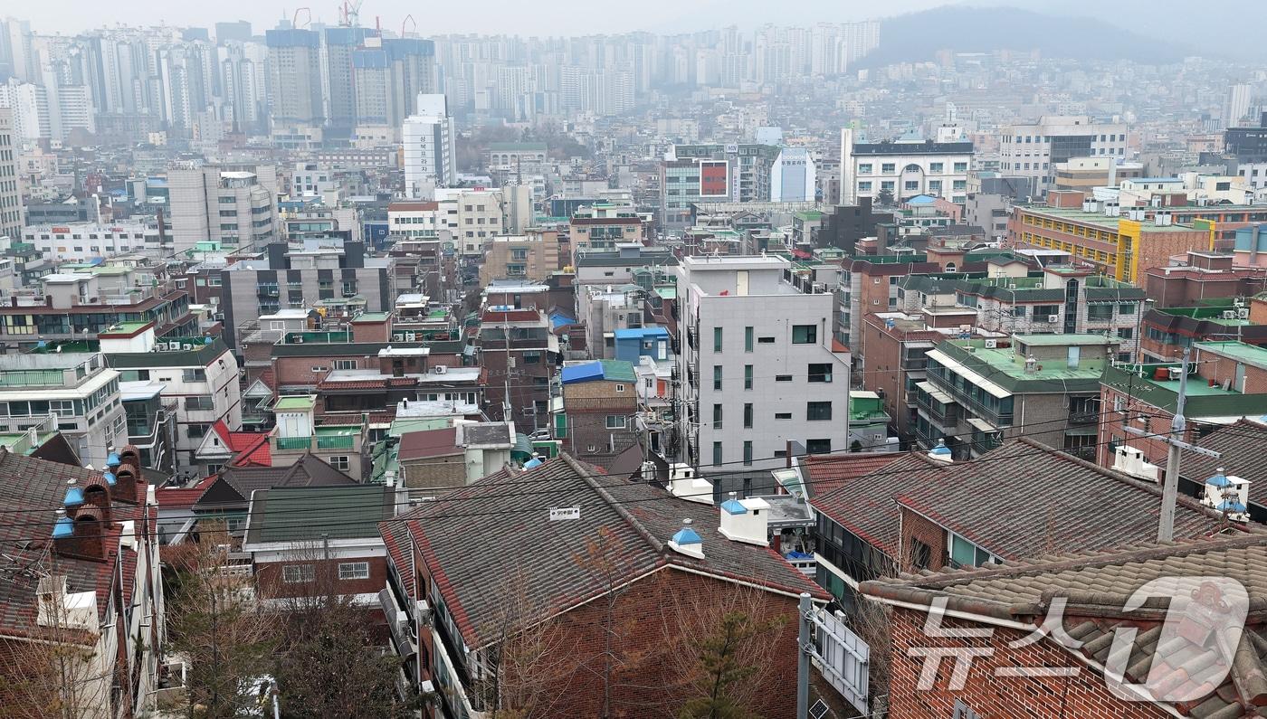 본문 이미지 - 사진은 이날 오전 입체공원이 들어설 미아동 130일대 재개발 예정지 모습. 2025.1.20/뉴스1 ⓒ News1 오대일 기자