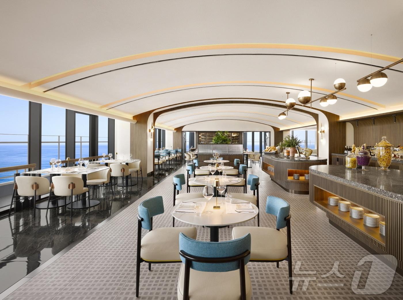 본문 이미지 - 카시아 속초 내 그릴 레스토랑 ‘포고(Fogo)' 전경.(호텔 제공) 2025.1.20/뉴스1