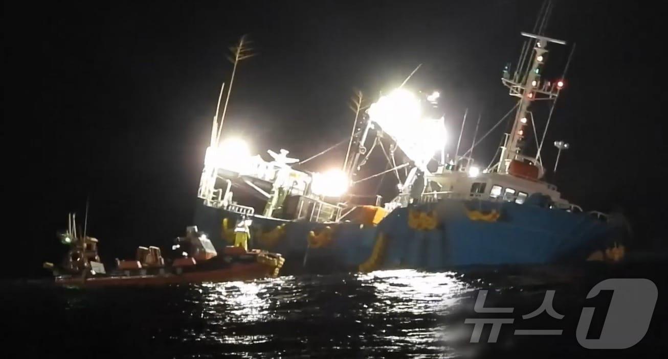 어선 사진 서귀포 침몰하던 어선