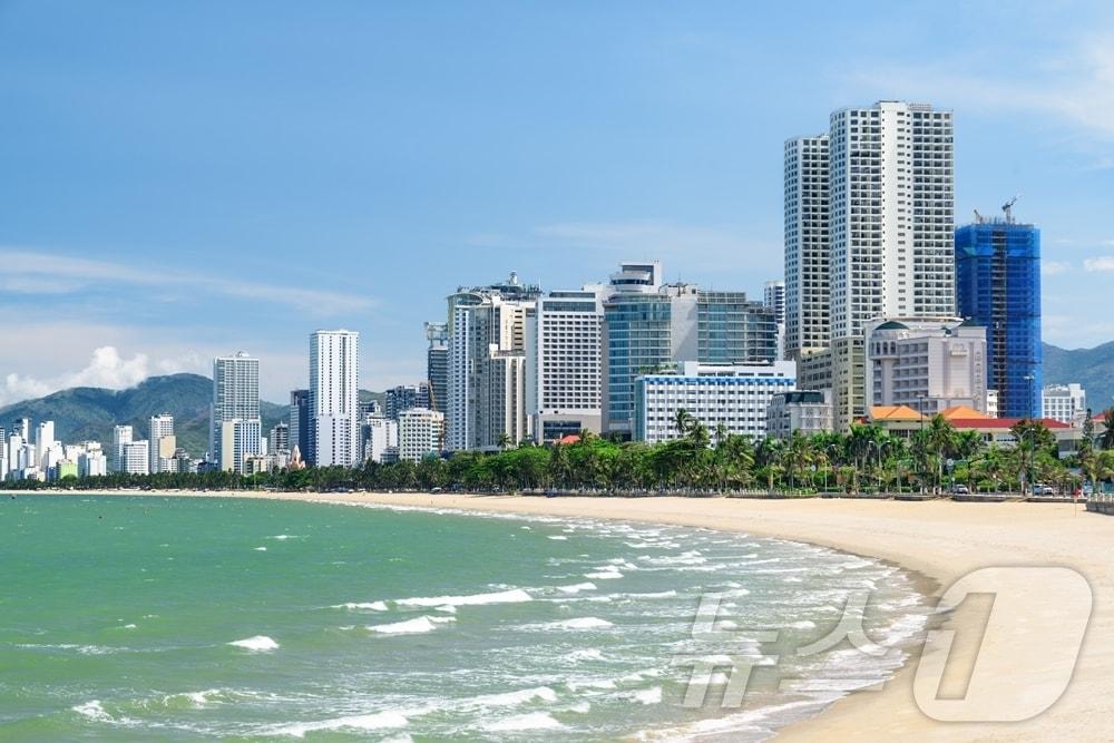 본문 이미지 - 베트남 나쨩 해변(노랑풍선 제공)