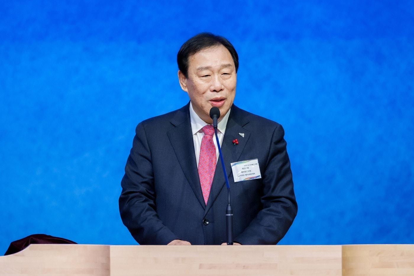 최민호 세종시장이 지난 19일 세종지역 교회연합회 신년하례회에서 신년사를 하고 있다. (최 시장 페이스북 캡처)  / 뉴스1