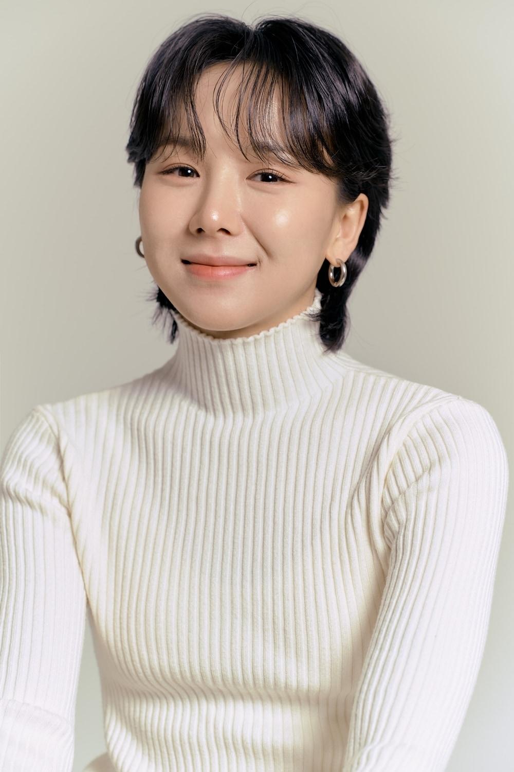 본문 이미지 - 가수 김보경