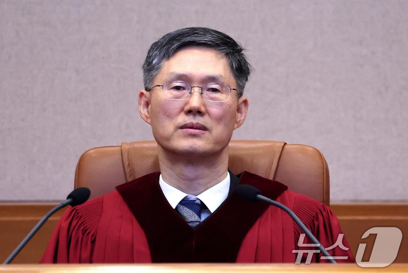 문형배 헌법재판소장 직무대행이 23일 서울 종로구 헌법재판소에서 열린 이진숙 방송통신위원회 위원장 탄핵심판사건 선고기일에 자리하고 있다. 2025.1.23/뉴스1 ⓒ News1 박지혜 기자