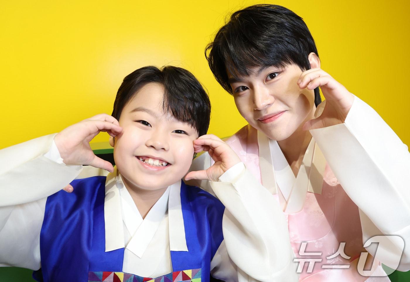 트로트 가수 황민호&#40;왼쪽&#41; 황민우 형제 ⓒ News1 권현진 기자