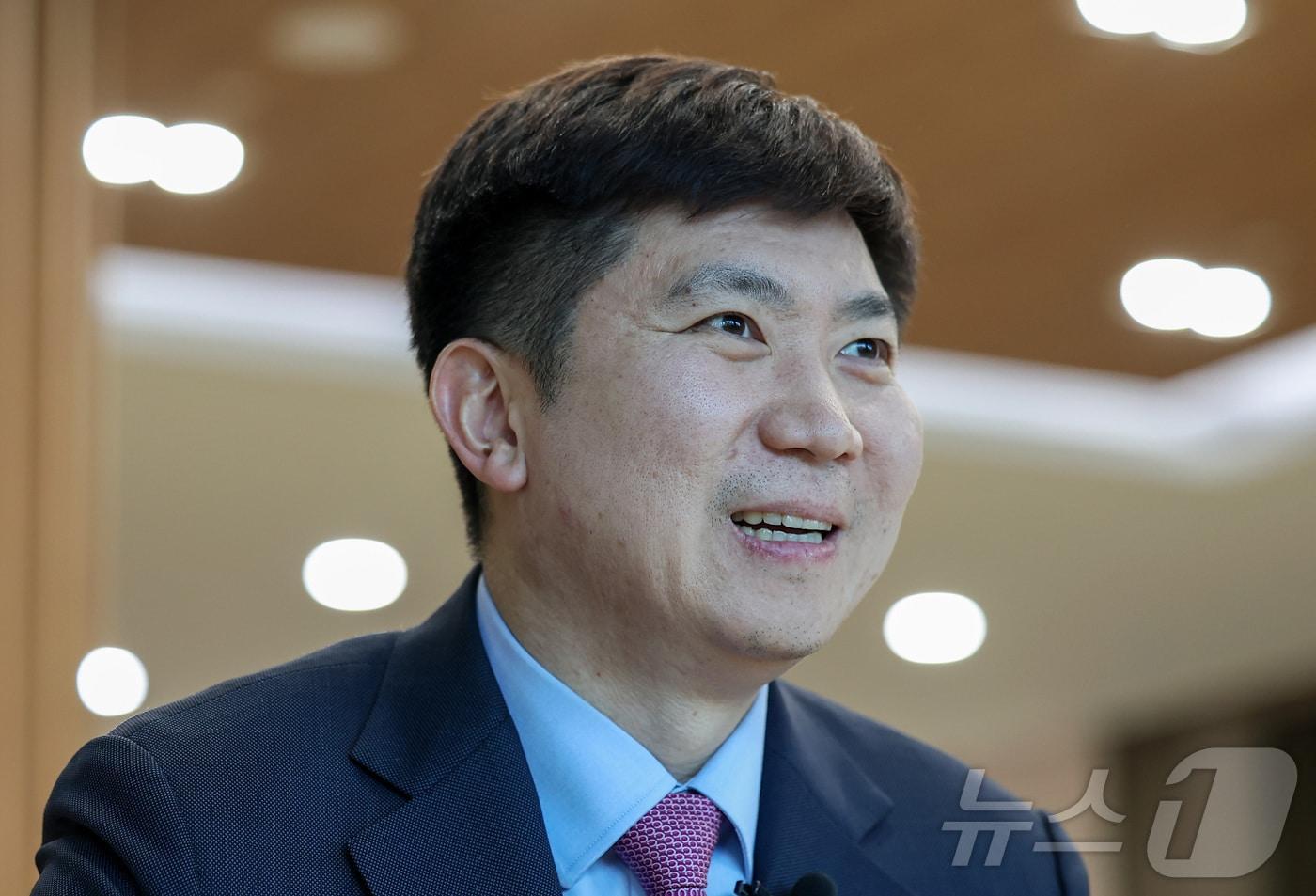 유승민 대한체육회장 당선인이 24일 서울 송파구 올림픽파크텔에서 뉴스1과 인터뷰를 하고 있다. 2025.1.24/뉴스1 ⓒ News1 김성진 기자