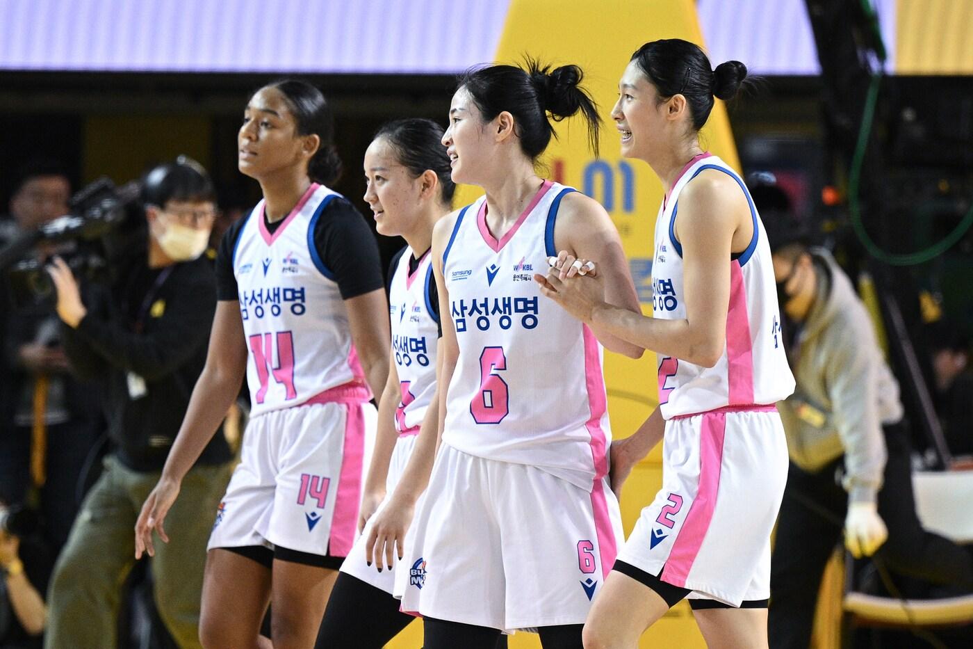 용인 삼성생명이 25일 열린 2024-25 여자프로농구 원정 경기에서 청주 KB를 꺾고 3연승을 달렸다. (WKBL 제공)