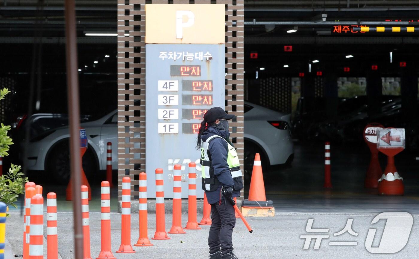 제주국제공항 주차장. 2025.1.26/뉴스1 ⓒ News1 오현지 기자