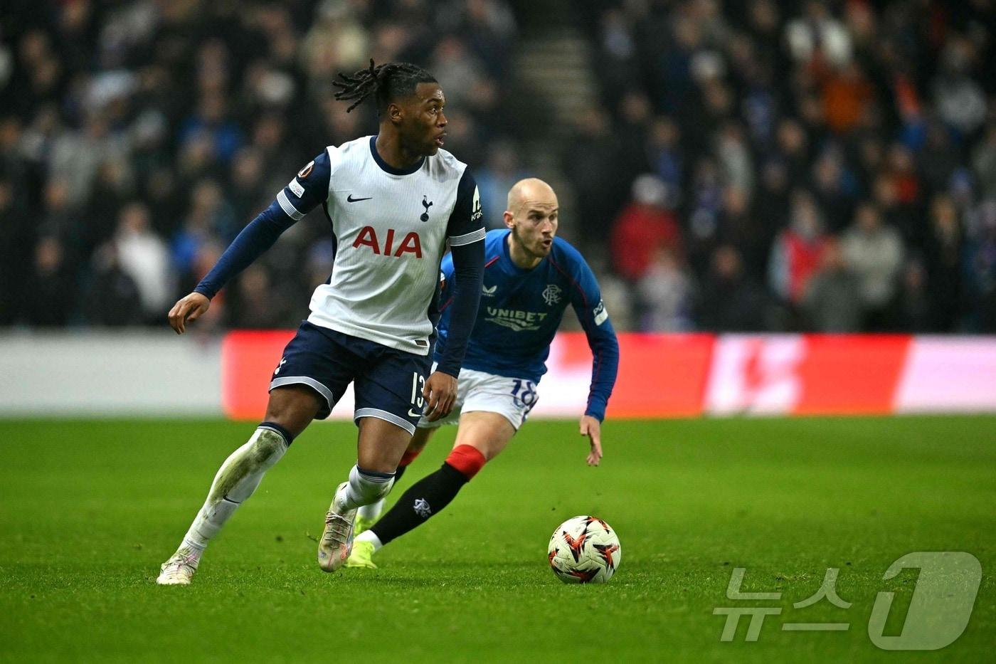본문 이미지 - 토트넘의 데스티니 우도기. ⓒ AFP=뉴스1