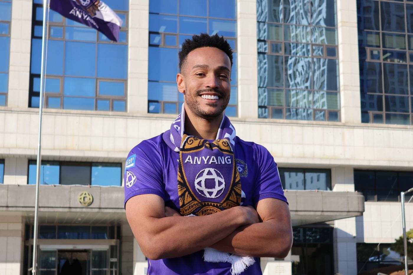 FC안양에 입단한 브라질 출신 공격수 모따. (FC안양 제공)