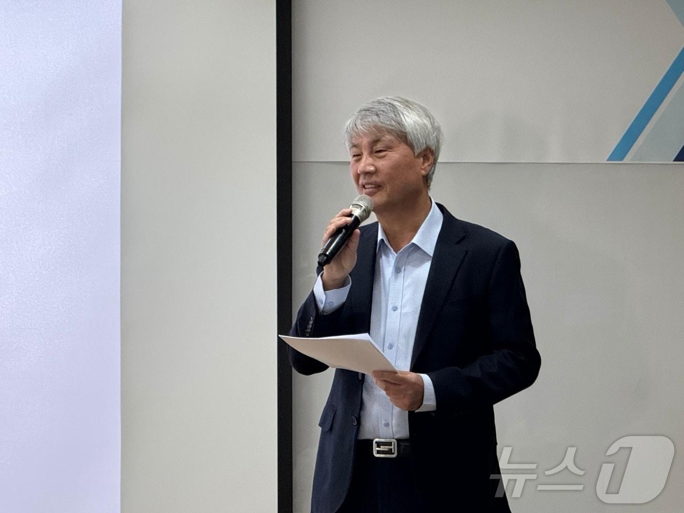 본문 이미지 - 석창규 웹케시그룹 회장이 기자간담회에서 발언하고 있다. ⓒ 뉴스1 김형준 기자