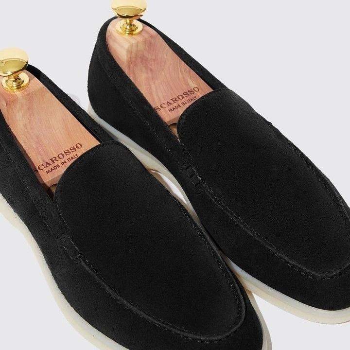 본문 이미지 - 스카로쏘 블랙 루도비카(롯데온 제공)