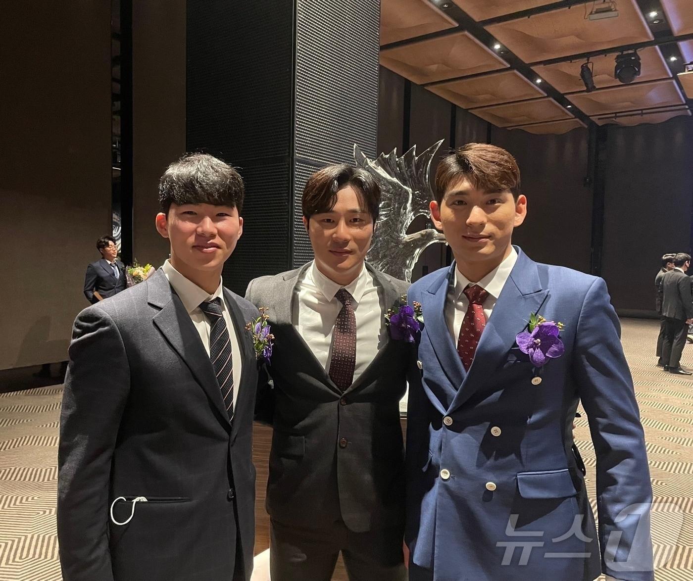 본문 이미지 - 메이저리그에 진출힌 키움 히어로즈 출신의 김혜성(왼쪽부터) 김하성, 이정후. (키움 히어로즈 제공)