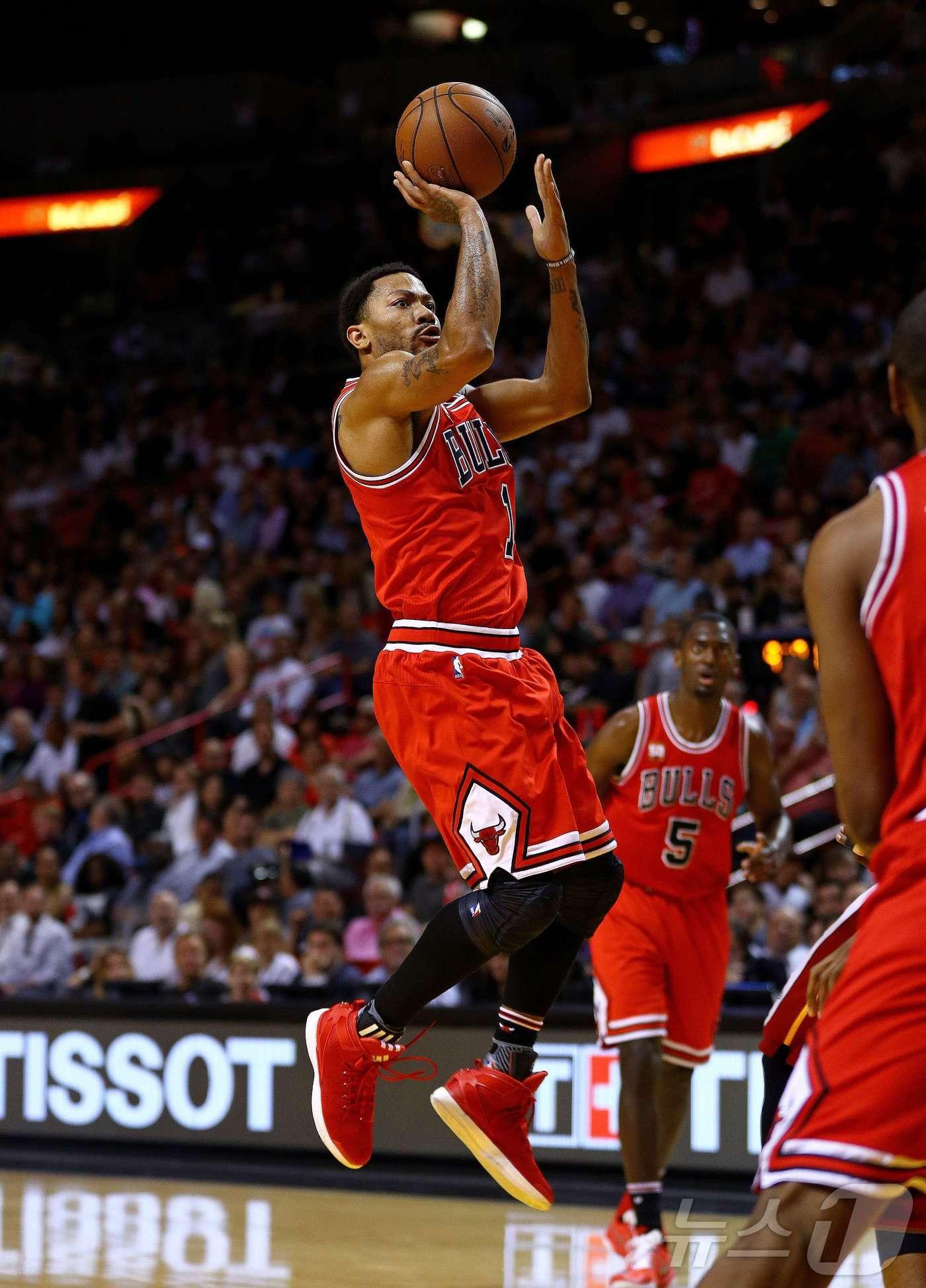 본문 이미지 - 시카고 불스 시절 데릭 로즈. ⓒ AFP=뉴스1