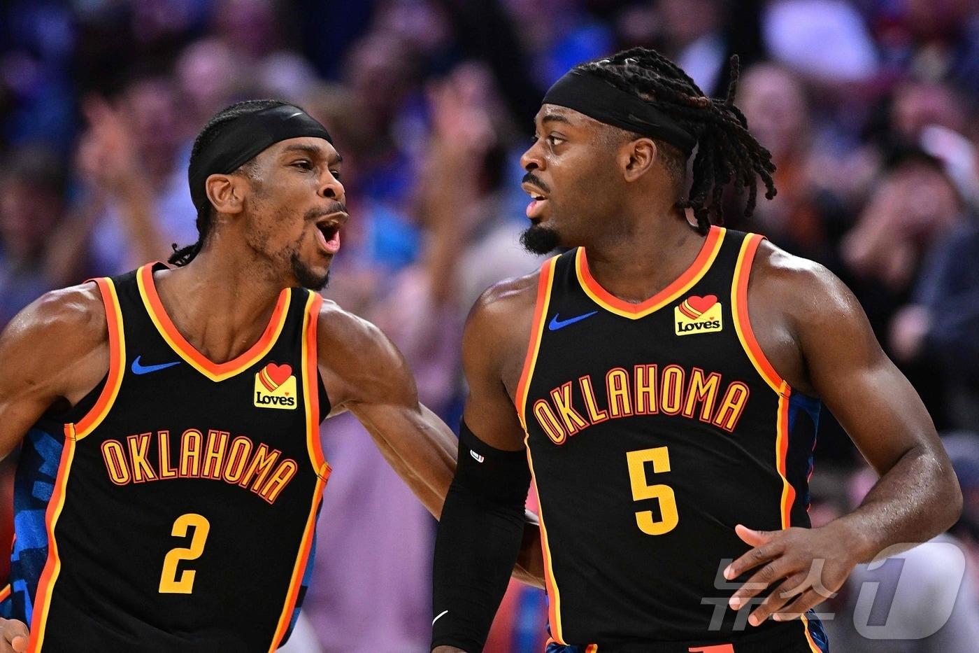 본문 이미지 - NBA 오클라호마시티가 15연승을 질주했다. ⓒ AFP=뉴스1