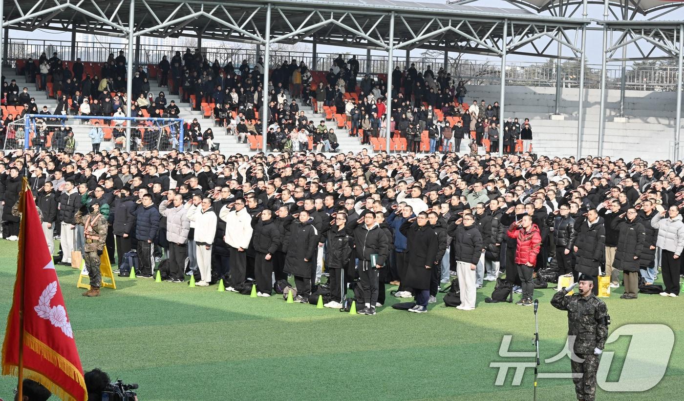 지난 1월 충남 논산에 위치한 육군훈련소에서 열린 2025년 첫 현역병 입영행사 모습.(육군 제공) 2025.1.6/뉴스1