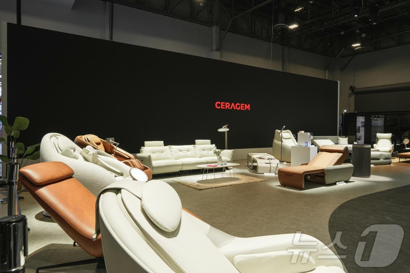 본문 이미지 - 세라젬의 CES 2025 전시장 전경.(세라젬 제공)