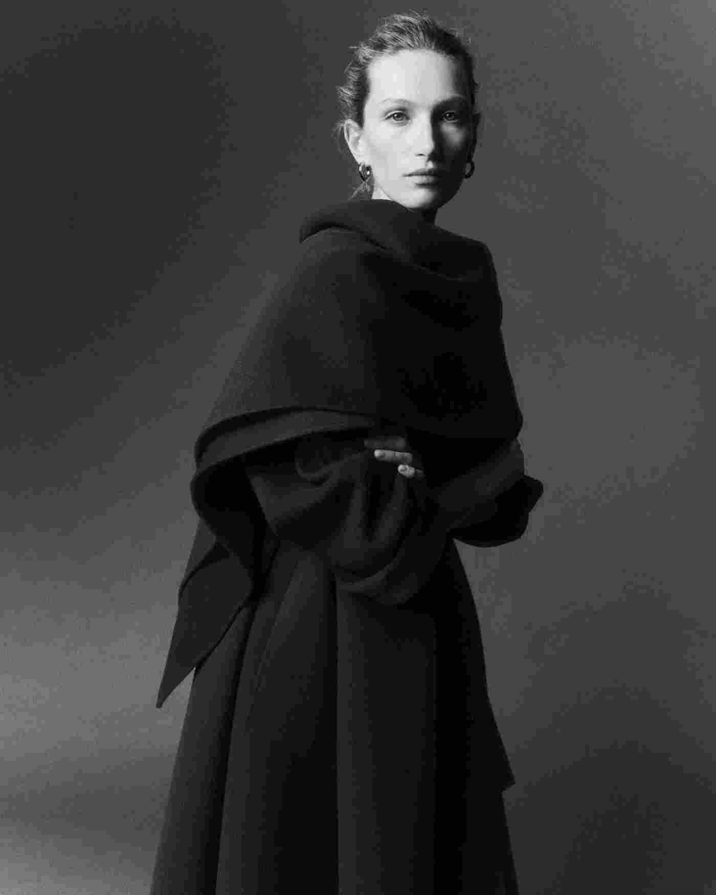 본문 이미지 - 신세계인터내셔날은 2일 신세계백화점 강남점 3층에 미국 럭셔리 패션브랜드 라파예트 148 뉴욕&#40;LAFAYETTE 148 NEW YORK&#41;의 국내 첫 공식 팝업스토어를 연다.&#40;신세계인터내셔날제공&#41;