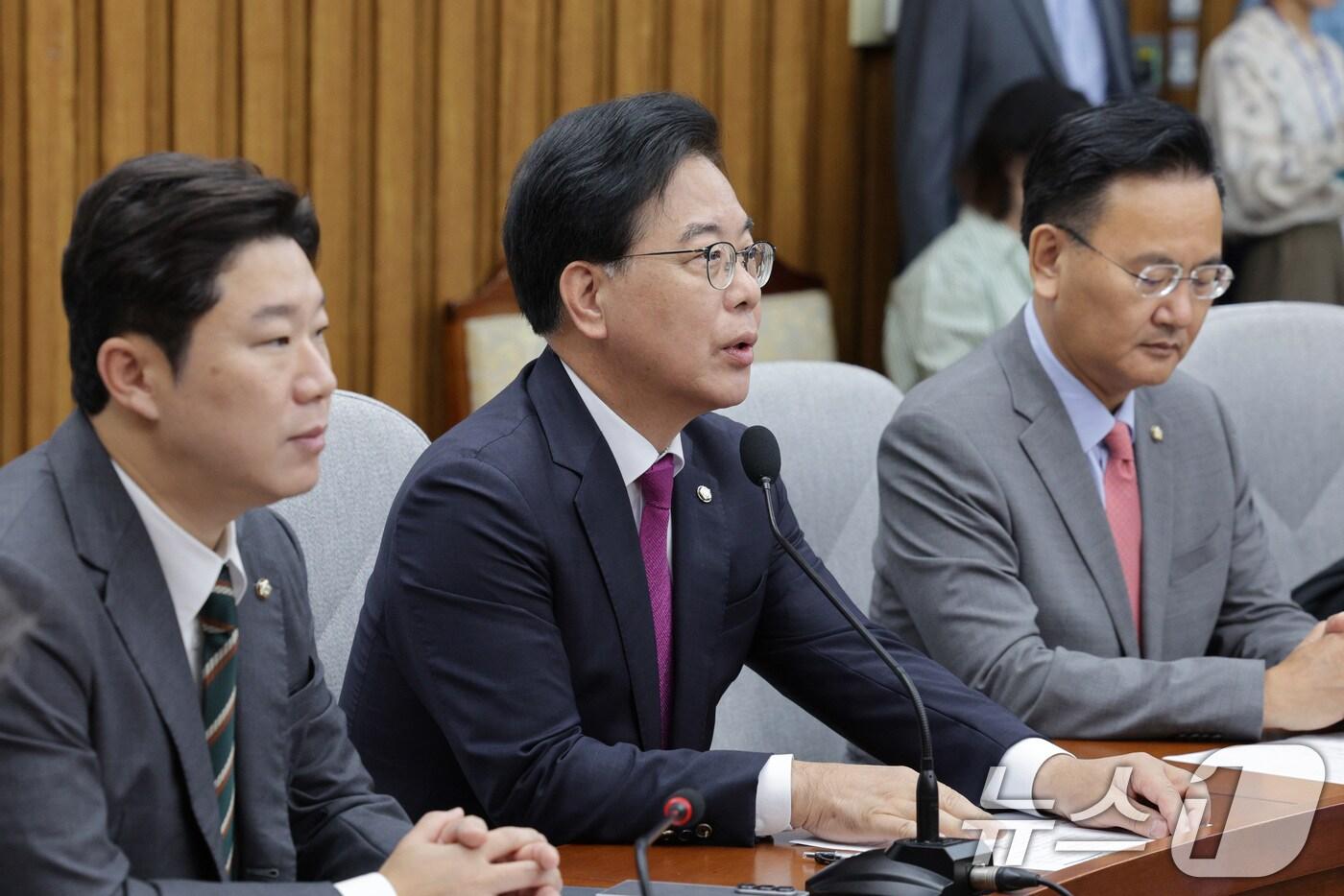 송언석 국민의힘 원내대표가 1일 서울 여의도 국회에서 열린 상임위원장 및 간사단 회의에서 발언하고 있다. 2025.10.1/뉴스1 ⓒ News1 신웅수 기자