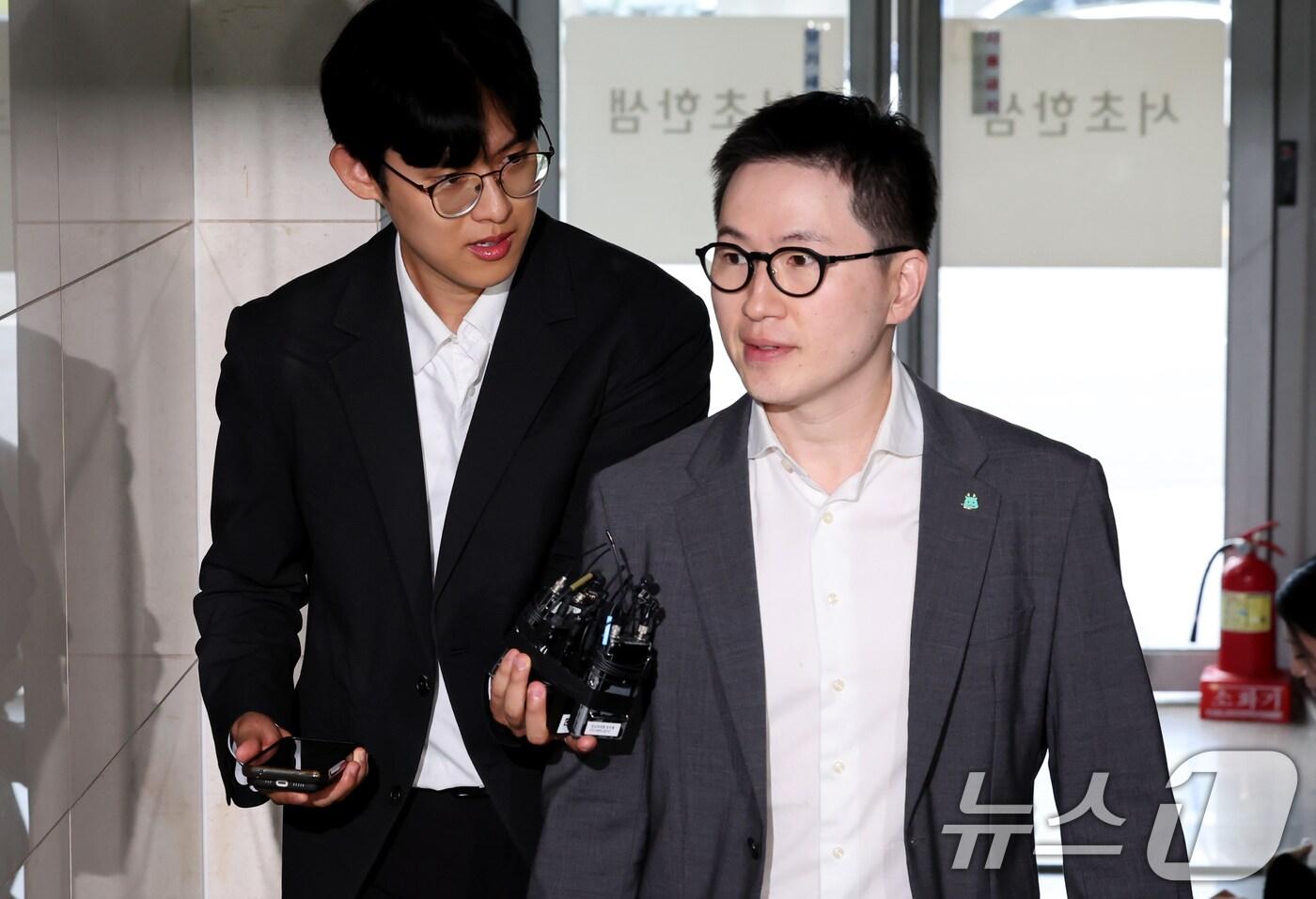 이원모 전 대통령실 인사비서관이 1일 오전 서울 서초구 순직해병 특별검사팀 사무실로 이종섭 전 국방부 장관 도피 의혹 및 직권남용 권리행사방해 혐의와 관련한 피의자 조사를 받기 위해 출석하고 있다. 2025.10.1/뉴스1 ⓒ News1 장수영 기자