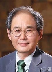 본문 이미지 - 이긍원 한국연구재단 기초연구본부 자연과학단장 /뉴스1