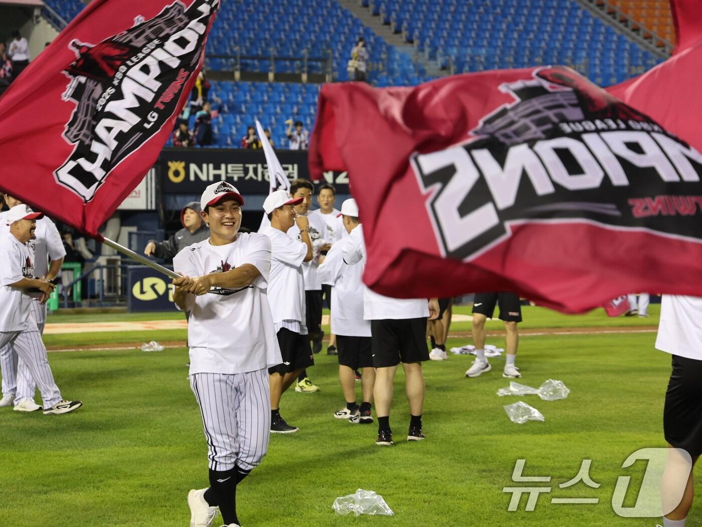 본문 이미지 - 프로야구 LG 트윈스가 정규시즌 우승을 확정했다. 2025.10.1/뉴스1 ⓒ News1