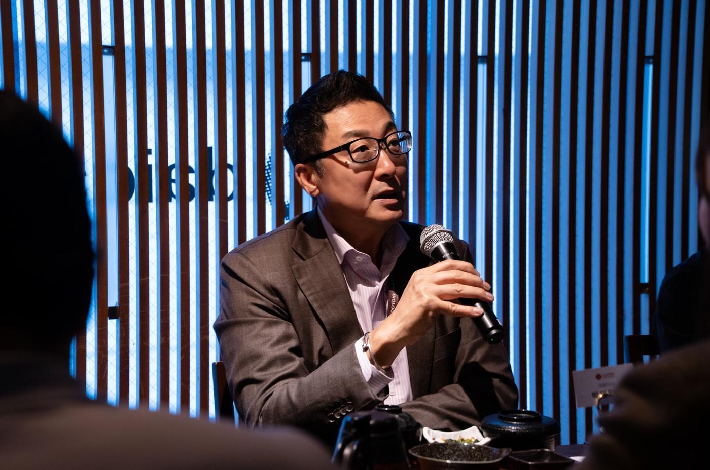 박제임스 롯데바이오로직스 대표가 10월 9일 일본 요코하마에서 개최한 기자간담회에서 &#39;바이오재팬 2025&#39; 참가 췾 ㅣ등을 설명하고 있다.&#40;롯데바이오로직스 제공&#41;/뉴스1